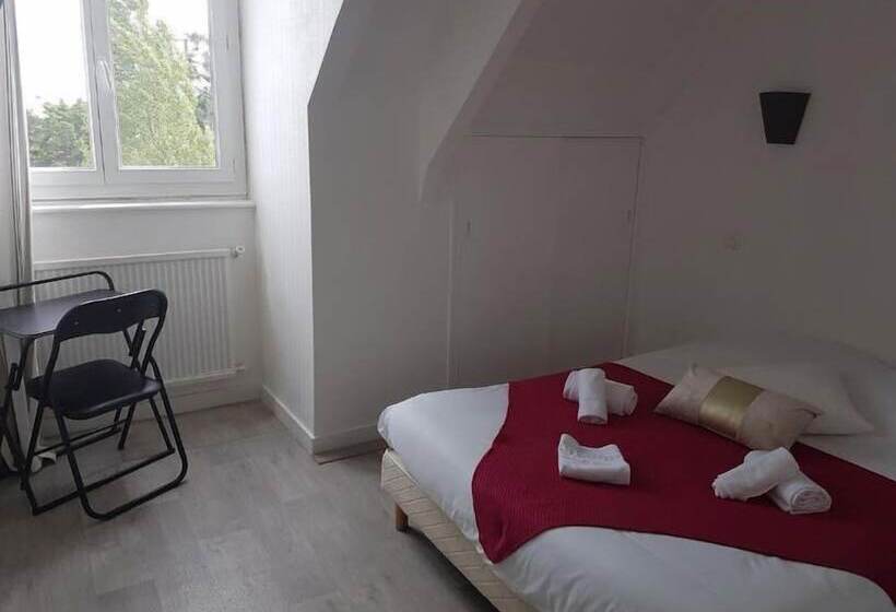 Quarto Estandar, Auberge Le Guinefort