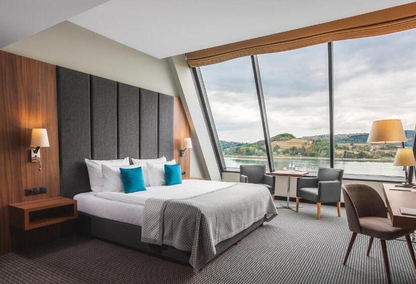 Номер Deluxe, Heron Live Hotel Marina & Spa