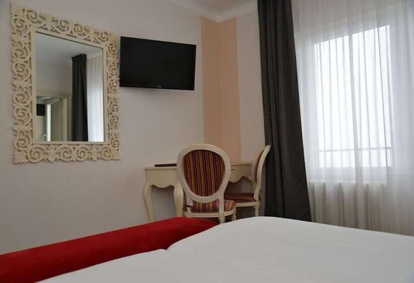 Номер Стандарт, Alexain Hotel Restaurant & Wellness   Colmar Ouest