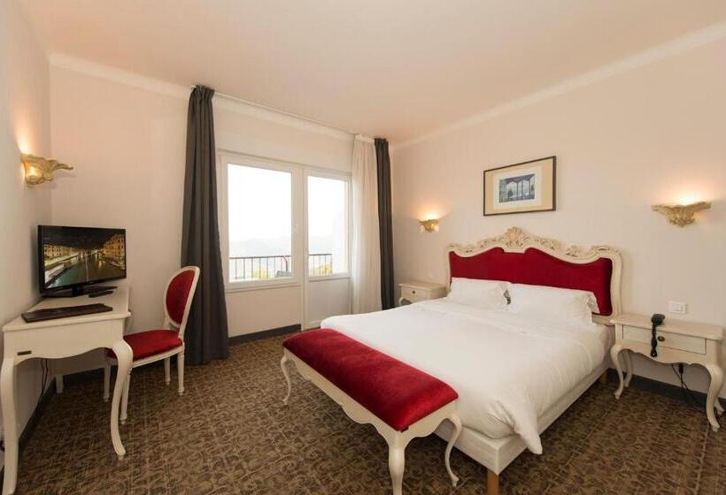 Номер Стандарт с Балконом, Alexain Hotel Restaurant & Wellness   Colmar Ouest