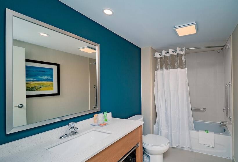 シティビューのデラックスルーム, Wyndham Garden Niagara Falls Fallsview