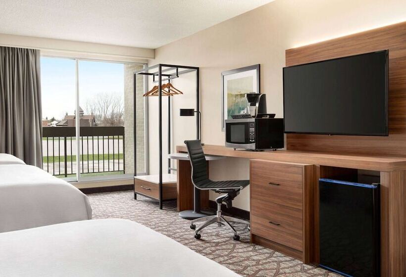 シティビューのデラックスルーム, Wyndham Garden Niagara Falls Fallsview