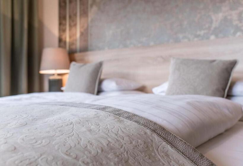 اتاق استاندارد با چشم‌انداز دریاچه, Lust Und Laune Hotel Am Wörthersee