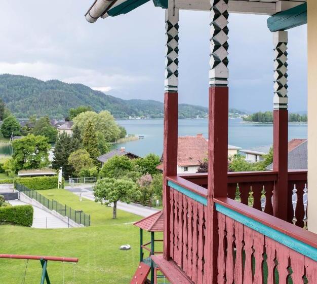 اتاق استاندارد با بالکن و چشم‌انداز باغ, Lust Und Laune Hotel Am Wörthersee