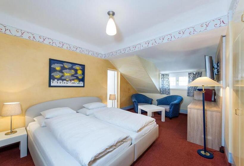 اتاق اکونومی, Lust Und Laune Hotel Am Wörthersee