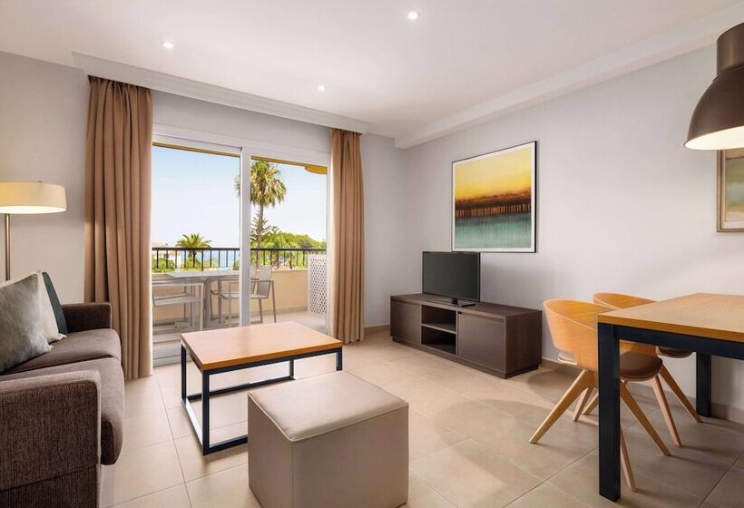 آپارتمان ممتاز دوخوابه رو به دریا, Ramada Hotel & Suites By Wyndham Costa Del Sol