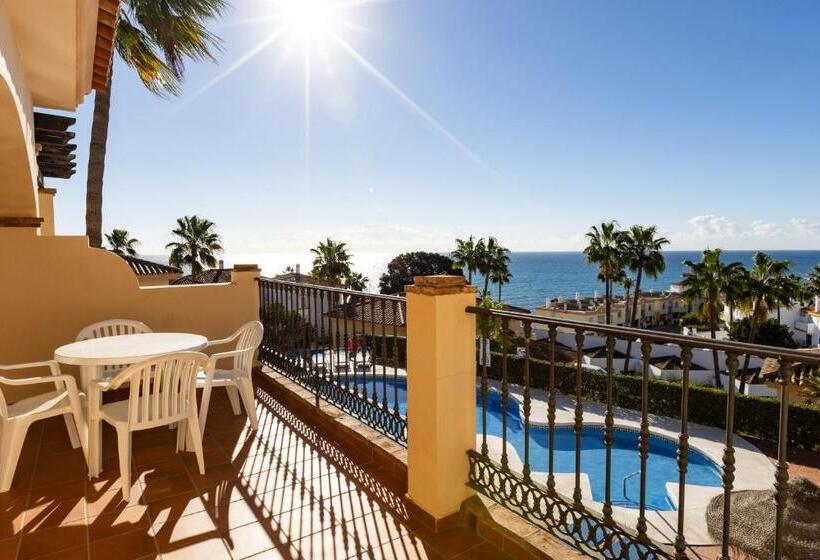 Апартаменты премиум класса с 1 спальней и видом на море, Ramada Hotel & Suites By Wyndham Costa Del Sol