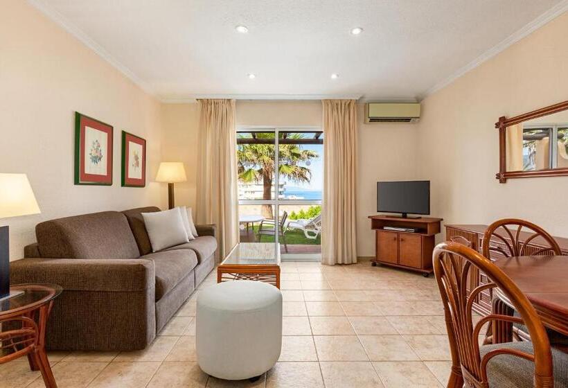 آپارتمان ممتاز دوخوابه رو به دریا, Ramada Hotel & Suites By Wyndham Costa Del Sol
