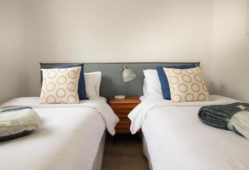Люкс Классика, Ramada Hotel & Suites By Wyndham Costa Del Sol