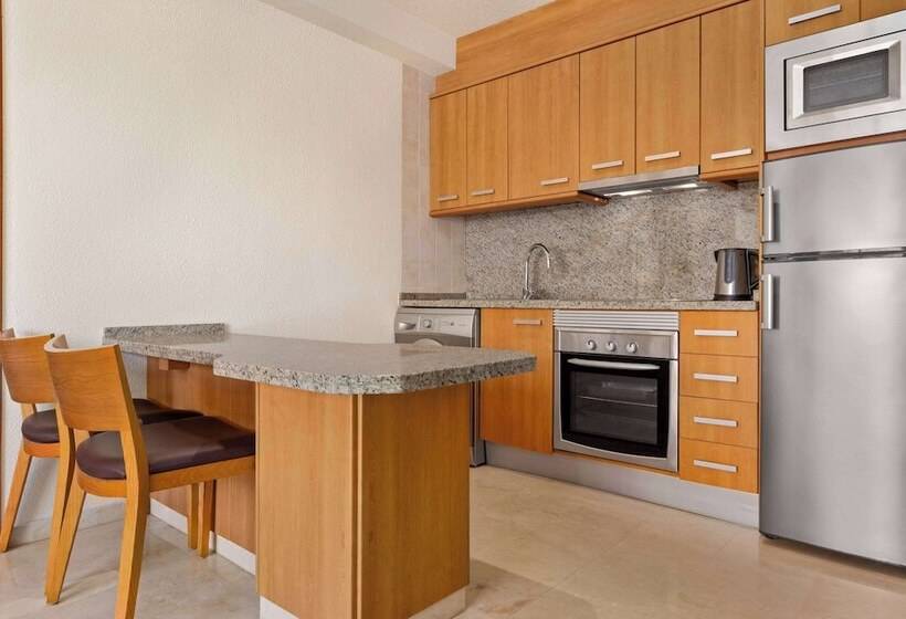Апартаменты Премиум 1 Спальня, Ramada Hotel & Suites By Wyndham Costa Del Sol