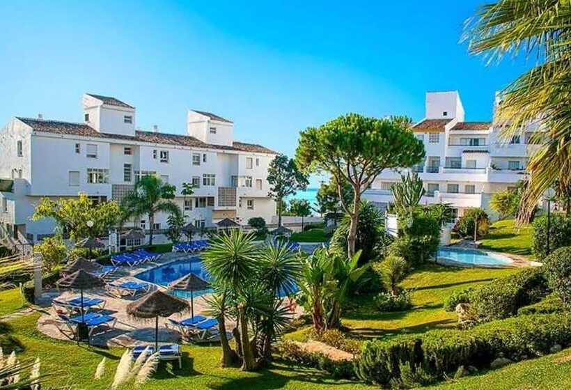 آپارتمان ممتاز سه‌خوابه رو به دریا, Ramada Hotel & Suites By Wyndham Costa Del Sol