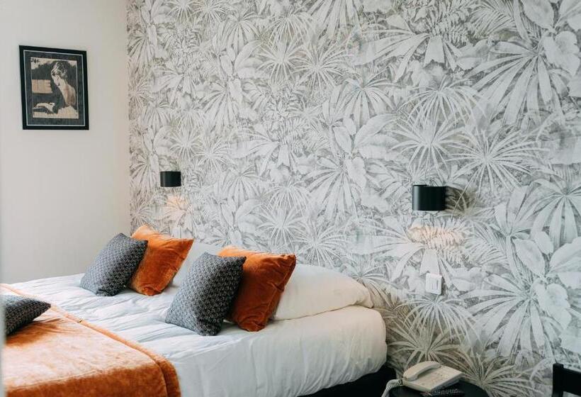 Номер Стандарт Вид на Море с Балконом, Hôtel Les Agapanthes
