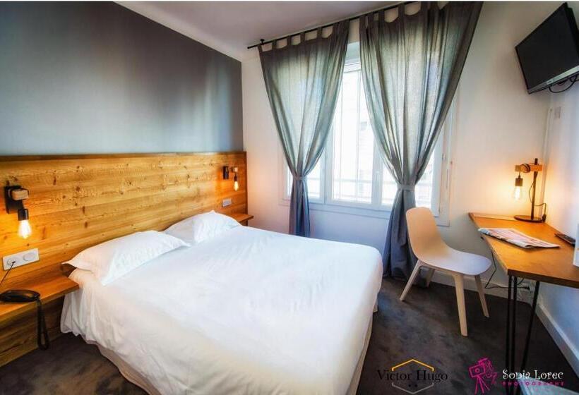 Quarto Club, Victor Hugo Lorient