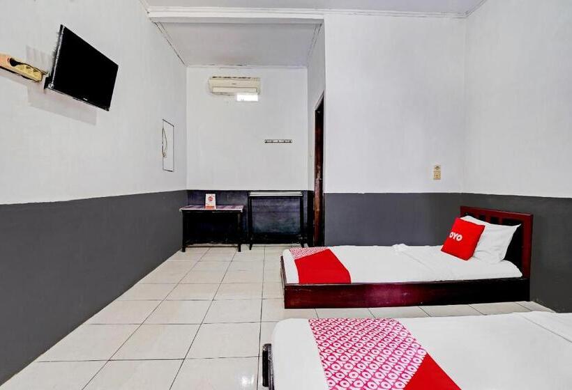 Семейный Номер Deluxe, Oyo 90405 Penginapan Sasti Kuningan