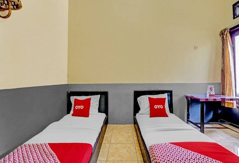 Номер Стандарт, Oyo 90405 Penginapan Sasti Kuningan