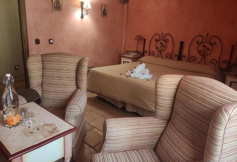 Номер Стандарт с Гидромассажем, Posada Restaurante Fuenteplateada