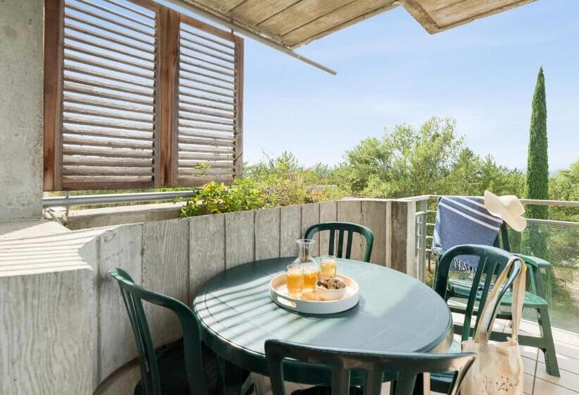 Номер Стандарт Трехместный, Sowell Hotels Ardèche