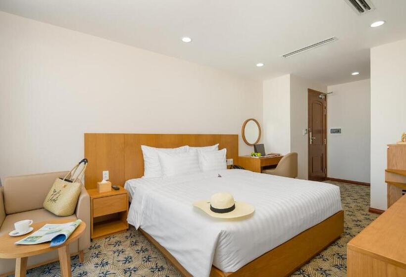 اتاق سوپریور با چشم‌انداز شهر, Lamanga Hotel & Suites