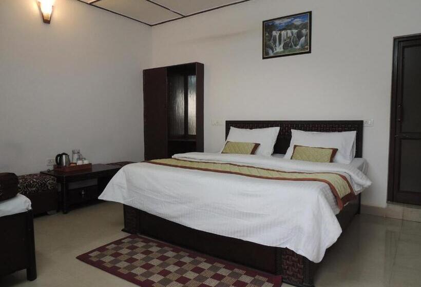 디럭스 룸, Ceyone Hotels