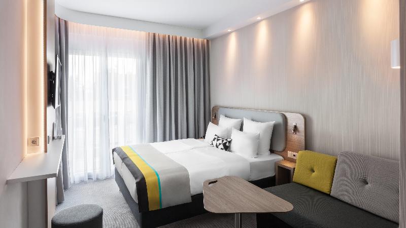 Номер Стандарт, Holiday Inn Express Düsseldorf   Hauptbahnhof, An Ihg