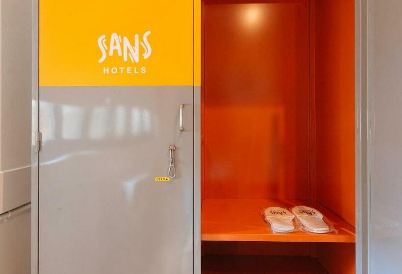 חדר דלוקס, Sans Hotel Laperal Manila