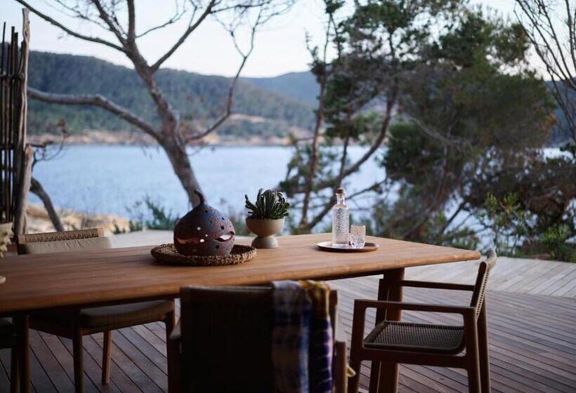 Королевский Люкс, Six Senses Ibiza