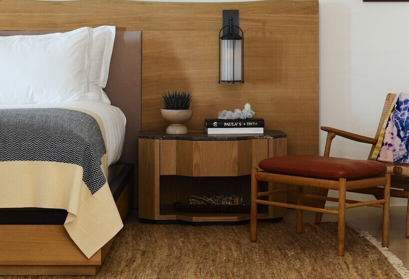 Habitación Premium Vista al Mar., Six Senses Ibiza