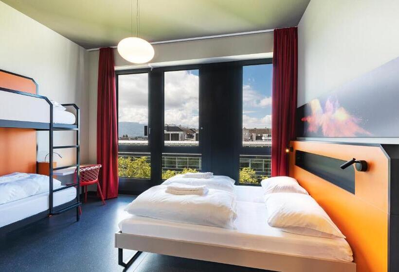 Quarto Quádruplo Estandar, Meininger Hotel Genève Centre Charmilles