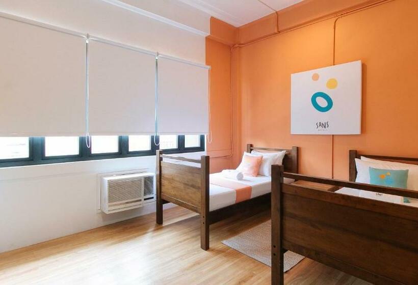 חדר סטנדרט, Sans Hotel Laperal Manila
