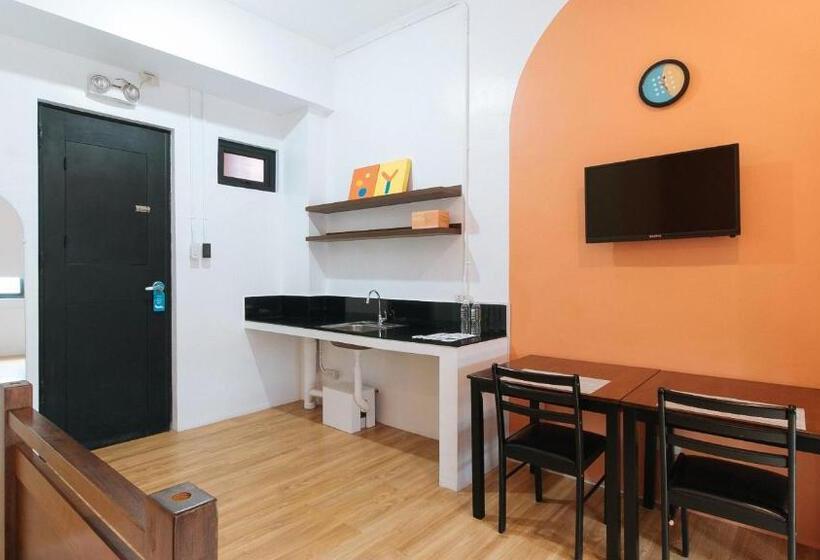 חדר סטנדרט, Sans Hotel Laperal Manila
