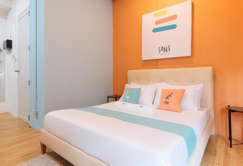 חדר דלוקס, Sans Hotel Laperal Manila