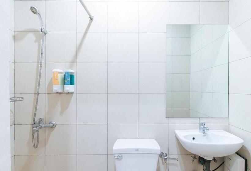 חדר סטנדרט יחיד, Sans Hotel Laperal Manila