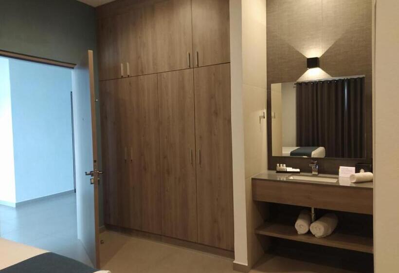 Номер Стандарт, Th Hotel & Vivienda