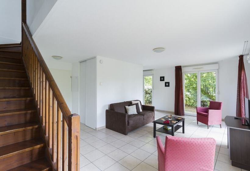 Апартаменты 3 Спальни, Garden & City Lyon   Marcy