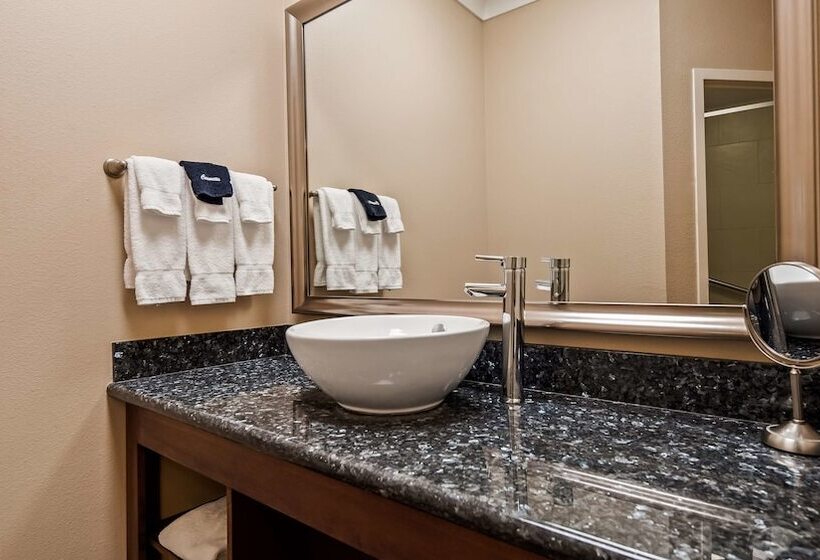 스위트, Best Western Plus Avita Suites