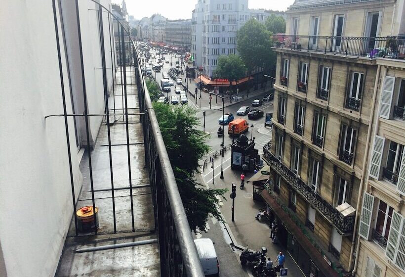 اتاق استاندارد سه نفره, Grand Hôtel Magenta