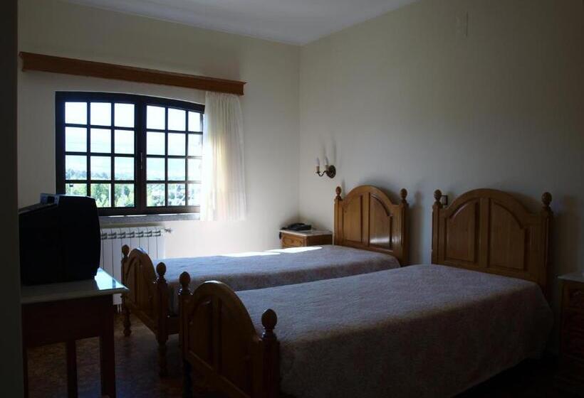 Номер Стандарт, Residencial Sra. Da Lomba
