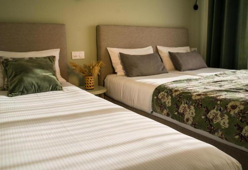 Quarto Triplo Estandar, The Originals City, Hôtel Armen Le Triton, Roscoff