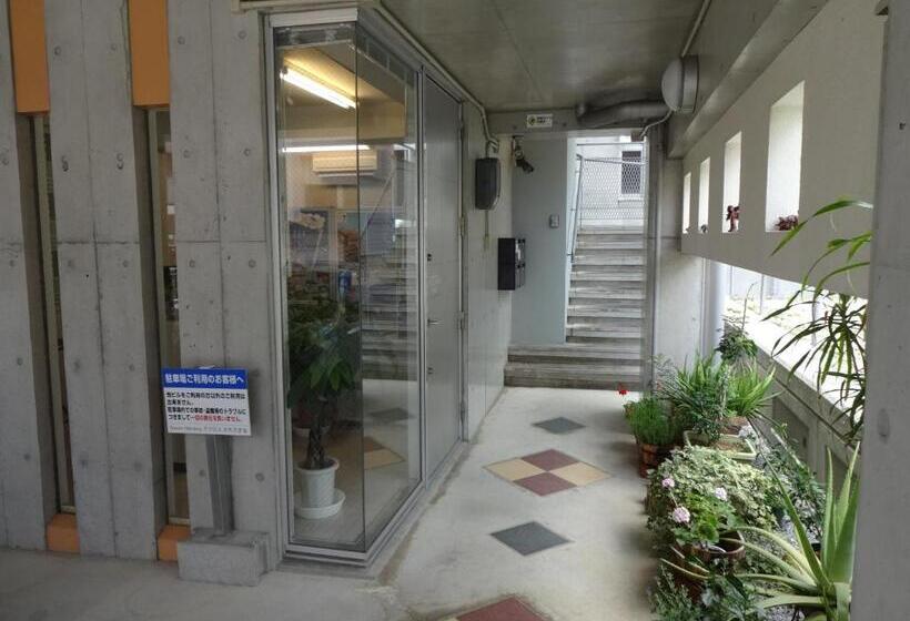 ファミリールーム, Across Omoromachi Naha
