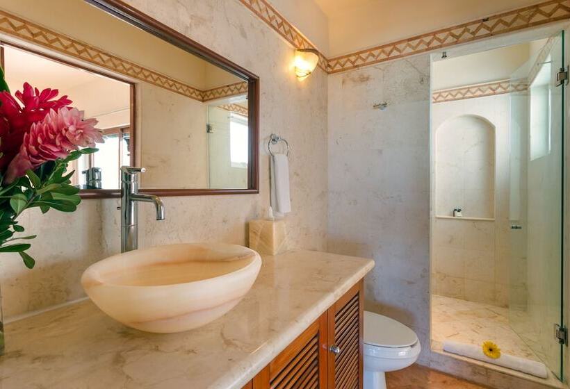 Penthouse Appartement met 2 Slaapkamers, Porto Playa Condo Hotel And Beach Club