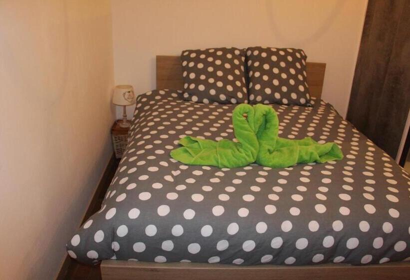 Семейный Номер, Ferme Du Pre Vert   Chambres D Hôtes B&b