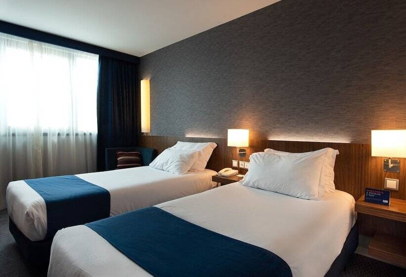 Quarto Estandar, Holiday Inn Express Lisbon Airport, An Ihg