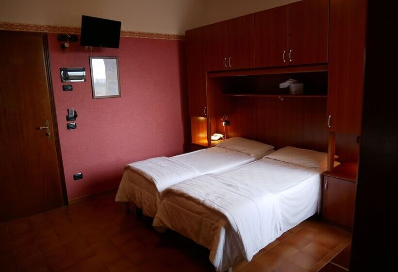 Номер Basic, Il Castello