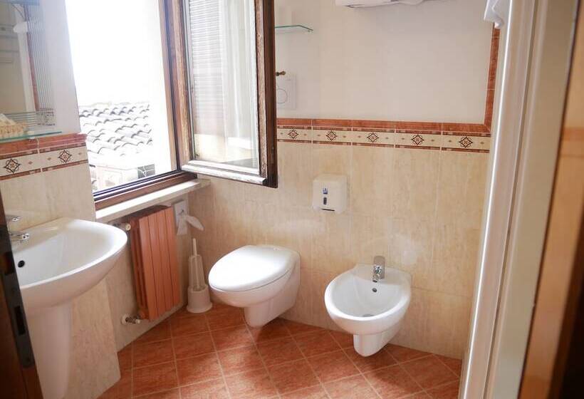 Habitación Economy, Il Castello