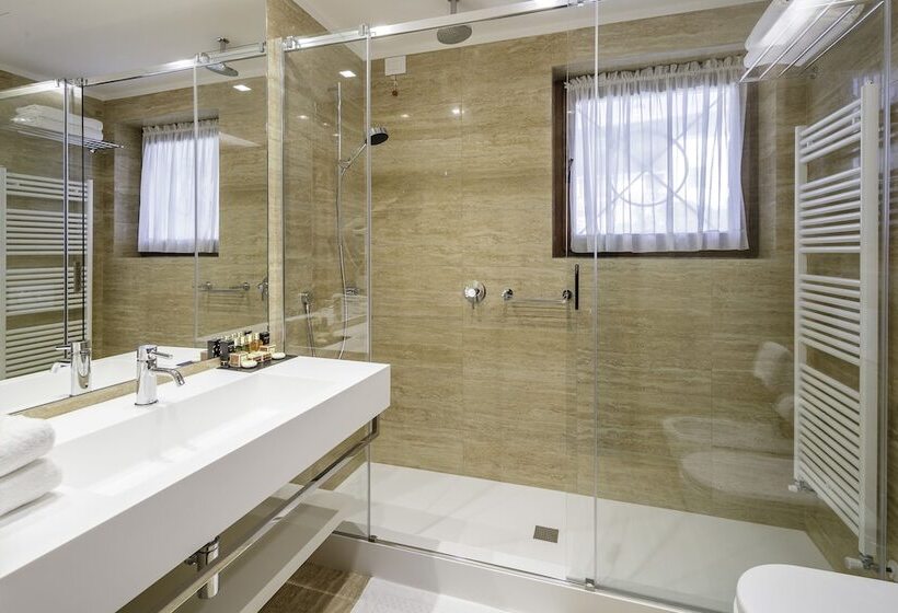 Трехместный Номер Deluxe, Lajadira & Spa