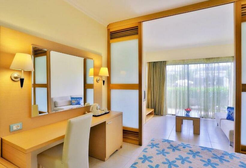 Семейный Номер, Sol Cosmopolitan Rhodes