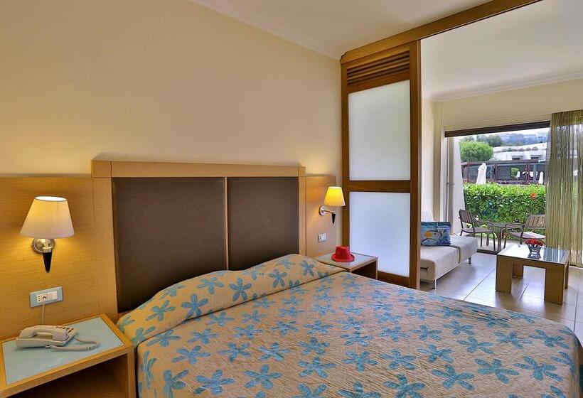Семейный Номер, Sol Cosmopolitan Rhodes