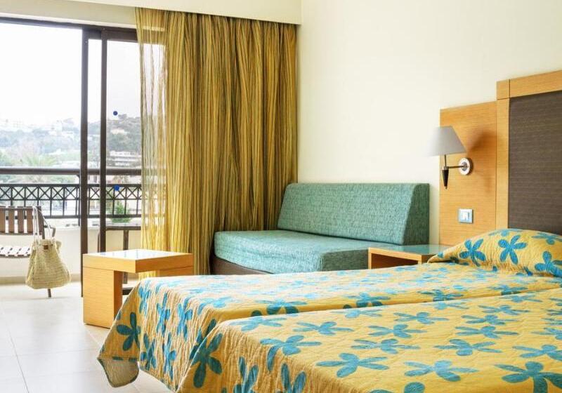 Номер Стандарт Вид на Сад, Sol Cosmopolitan Rhodes