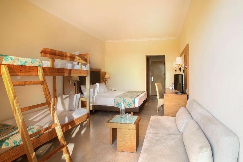 Семейный Номер, Sol Cosmopolitan Rhodes
