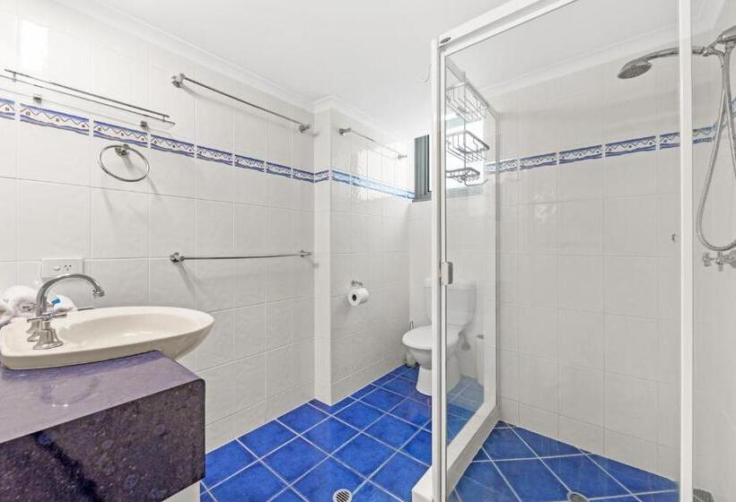 Апартаменты 3 Спальни Вид на Бассейн, Northwind Beachfront Apartments